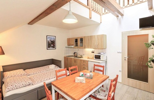 Arnoltice Apartment | Nice apartment for 6 people with WIFI, TV, terrace and parking