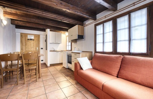 Macugnaga Apartment | Nice apartment for 6 guests with TV, pets allowed, panoramic view and parking