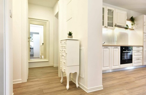 Kastelir-Labinci Apartment | Nice apartment for 6 guests with A/C, WIFI, pool, TV, patio and parking