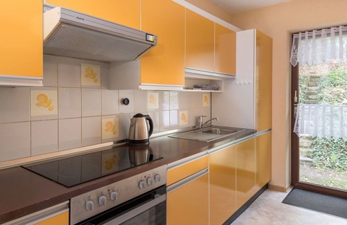 Immerath Apartment | Nice apartment for 7 people with WIFI, TV, terrace and pets allowed