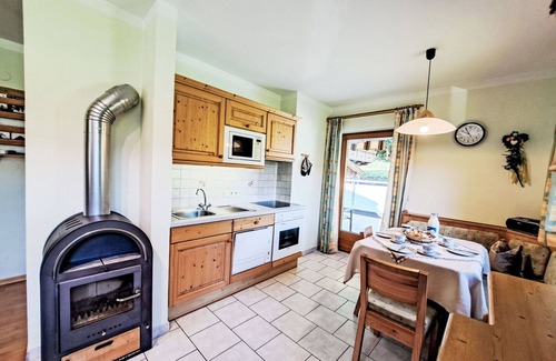 Sonnenberg Apartment | Nice apartment for 4 guests with WIFI, TV, terrace, pets allowed and parking