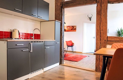 Mirow Apartment | Nice apartment for 2 people with WIFI, TV, terrace and pets allowed