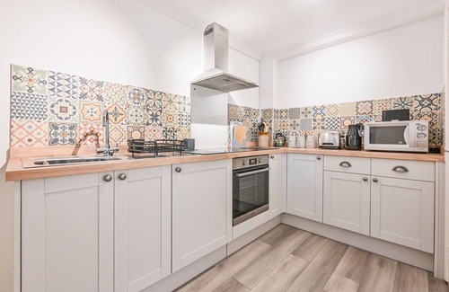 Portmellon Apartment | Nice apartment for 2 people with WIFI, TV, terrace and parking