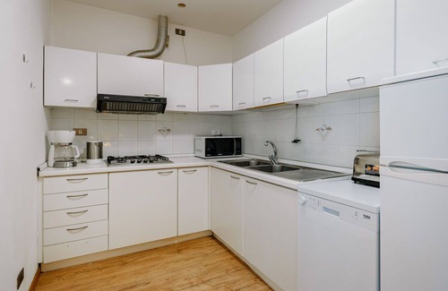 Caldonazzo Apartment | Nice apartment for 4 people with WIFI, TV, patio, pets allowed and parking