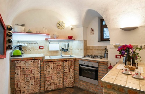 Pietrabruna Apartment | Nice apartment for 4 guests with A/C, WIFI, TV, terrace, pets allowed and parking