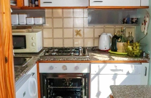 Latte Apartment | Nice apartment for 4 guests with WIFI, A/C, TV, terrace and parking