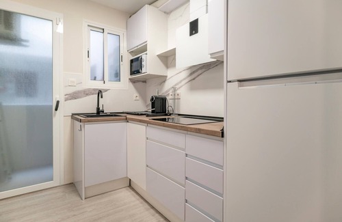 Almeria Apartment | Nice apartment in Almeria with WiFi