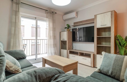 Almeria Apartment | Nice apartment in Almeria with WiFi