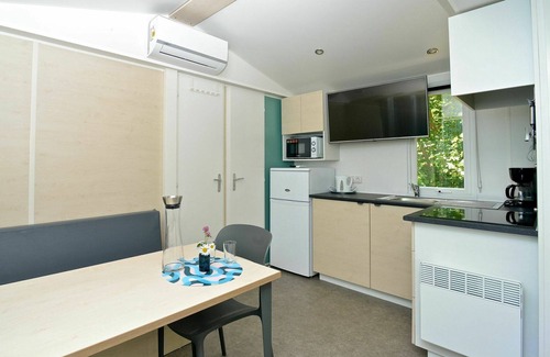 Muhldorf House | Nice apartment in villa with A/C, WIFI, TV, terrace, pets allowed, panoramic view and parking