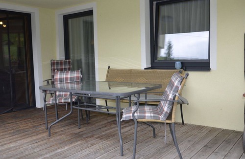 Sankt Anton am Arlberg Villa | Nice apartment in villa for 4 people with WIFI, TV, pets allowed and parking