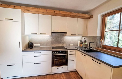 Wildschoenau Villa | Nice apartment in villa for 4 people with WIFI, TV, balcony and parking