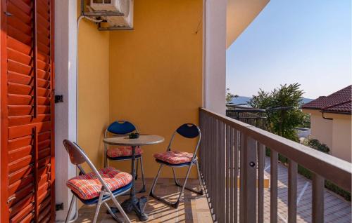 Barbat na Rabu Apartment | Nice Apartment In Barbat With Wifi