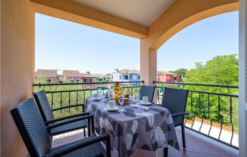 Basanija Apartment | Nice Apartment In Basanija With Wifi