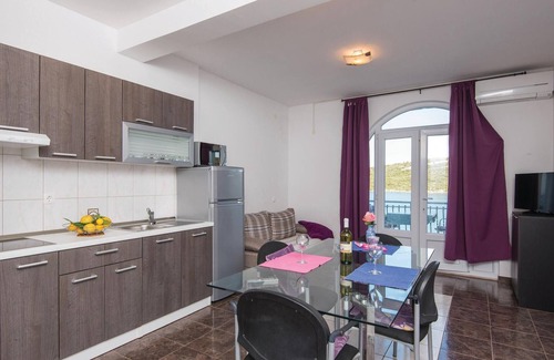 Dubrava Apartment | Nice apartment in Dubrava