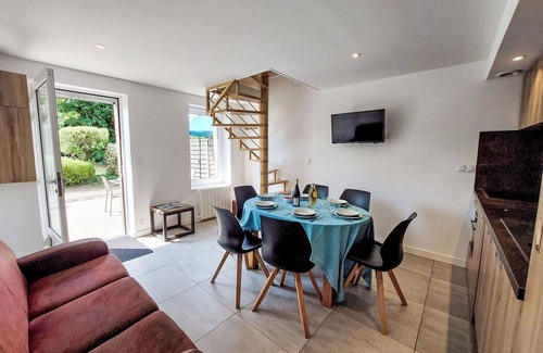 Pleherel-Plage-Vieux-Bourg House | Nice apartment in villa for 6 guests with WIFI, TV, terrace, pets allowed and parking
