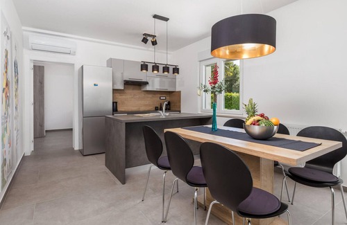 Opric Apartment | Nice apartment in Lovran with WiFi