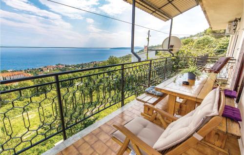 Lovran Apartment | Nice Apartment In Lovran With Kitchen