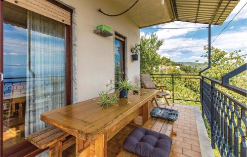 Lovran Apartment | Nice Apartment In Lovran With Kitchen