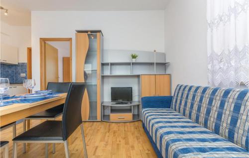 Rovinjsko Selo Apartment | Nice Apartment In Rovinj With Wifi