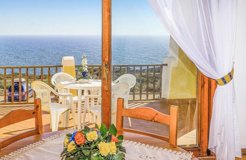 Punta De Su Turrione Apartment | Nice apartment in Stintino
