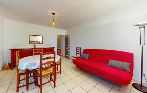 Trouvans Apartment | Nice Apartment In Trouvans With Wifi
