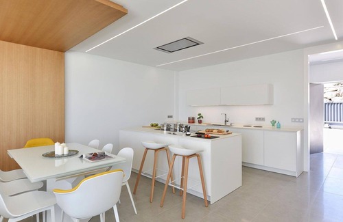 Salobre Villa | Nice apartment in villa with private pool, A/C, WIFI, TV, terrace, pets allowed and parking