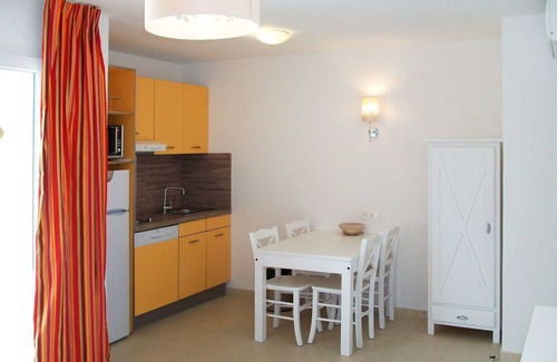 Belgodere House | Nice apartment in villa for 6 people with WIFI, pool, A/C, terrace and parking