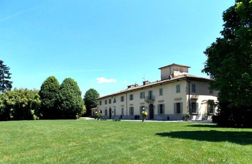 Scarperia e San Piero Villa | Nice apartment in villa for 2 people with WIFI, pool, TV, panoramic view and parking