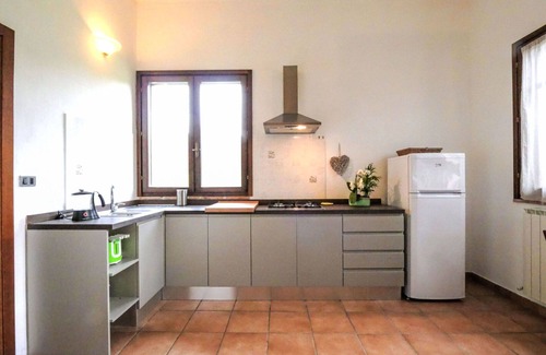 Montorsaio House | Nice apartment in villa with WIFI, pool, TV, patio, pets allowed, panoramic view and parking