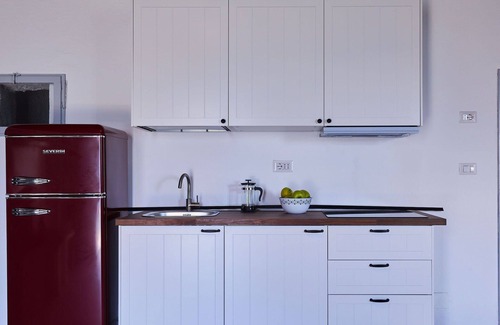 Bellano House | Nice apartment in villa for 2 guests with A/C, WIFI, TV, terrace, pets allowed and parking