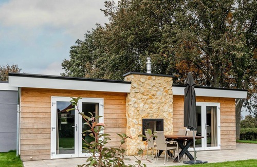 Wolfshuis House | Nice apartment in villa for 6 guests with pool, WIFI, A/C, TV and terrace