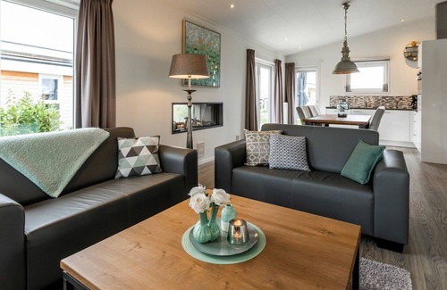 Wolfshuis House | Nice apartment in villa for 6 guests with pool, WIFI, A/C, TV and terrace
