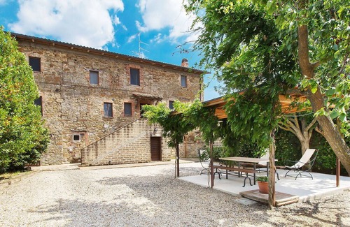 Cinigiano Villa | Nice apartment in villa for 5 people with WIFI, A/C, pool, terrace, panoramic view and parking