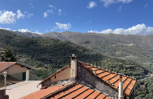 Valloria Apartment | Nice apartment for 4 people with WIFI, TV, terrace and parking