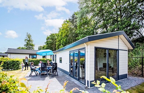 Municipality of Noordwijk House | Nice apartment in villa for 4 people with pool, WIFI, TV, terrace and parking