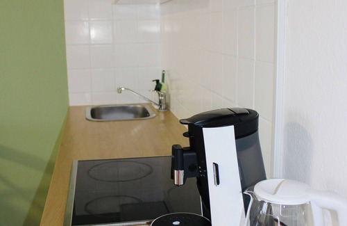 Neuehrenfeld Apartment | Nice apartment with parking space