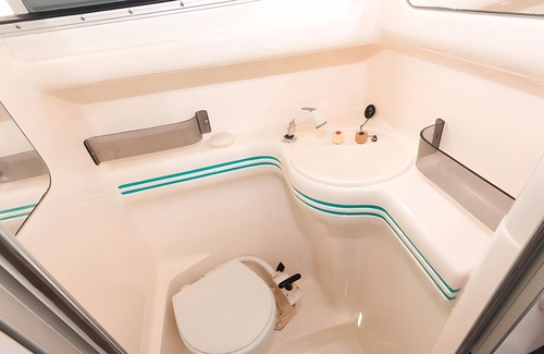 La Vila Olimpica del Poblenou Boat Rental | Nice boat in Barcelona Center