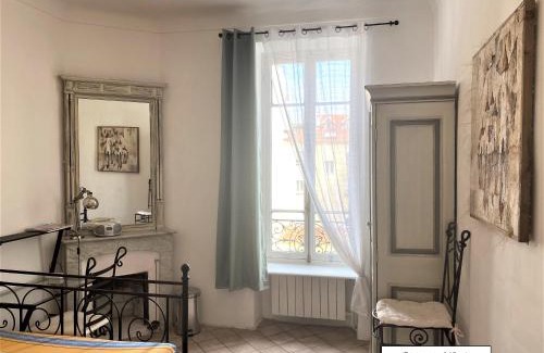 Vernier Bed & Breakfast | Nice Center Room