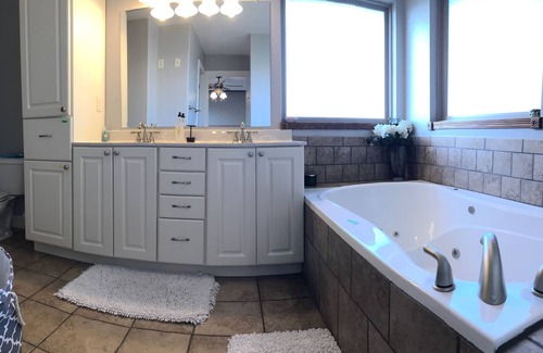 Piedmont House | Nice, clean, large 4-Bedroom home between Sturgis and Rapid City
