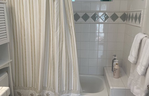 Eastside Santa Cruz Cottage | Nice , clean, quiet Cottage close to everything!