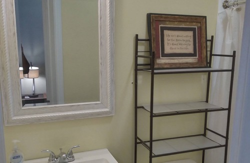 Florence Cottage | Nice cottage in downtown revitalization district, close to medical facilities.