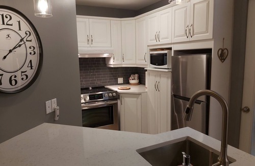 Mont-Tremblant Condo | *NICE & COZY *TREMBLANT PEDESTRIAN VILLAGE*SKI IN/SKI OUT*WIFI*PARKING
