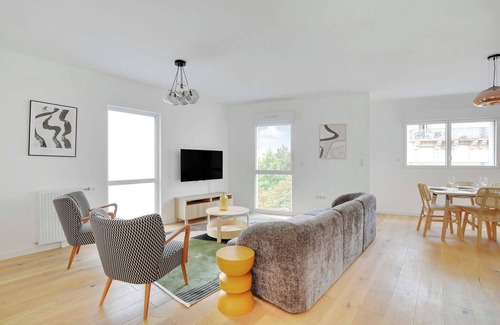 Le Bois Porte de Nogent Apartment | Nice Duplex with Rooftop -3BD/6P- Nogent-sur-Marne