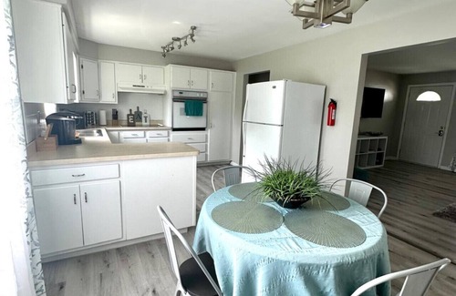 West Chester House | Nice Getaway Home with Hot Tub/Near all