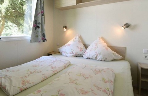 Auw House | Nice holiday home in Auw near lake