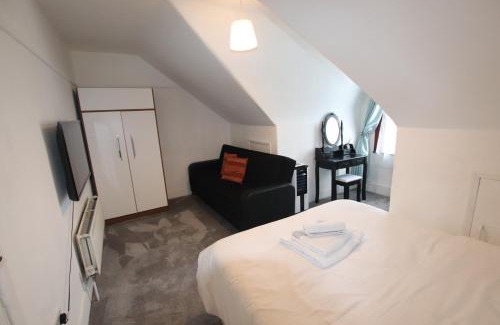 Ladywell Apartment | Nice Holiday Studio 15 Mins from Central London