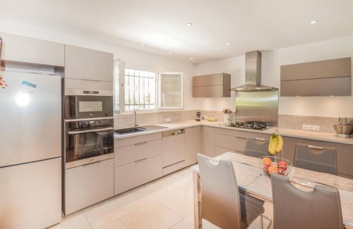 Saint-Cezaire-sur-Siagne House | Nice home in St. Cézaire sur Siagne