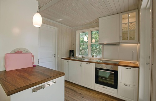 Oster Somarken House | Nice home in Aakirkeby with WiFi