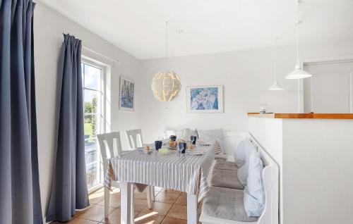 Middelfart House | Nice Home In Brenderup Fyn With Sauna