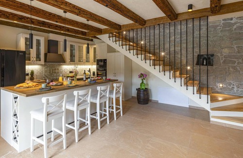 Buzet House | Nice home in Buzet with kitchen
